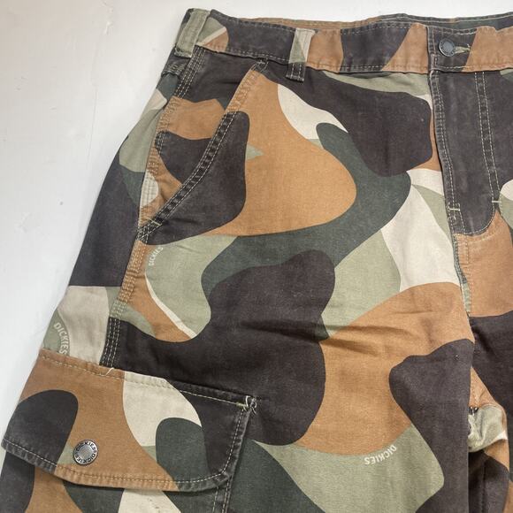 NWOT Genuine Dickies Duck Canvas Camo Cargo Trousers Men’s 32x32 Work Pants - Picture 3 of 8